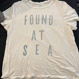 Old Navy tee